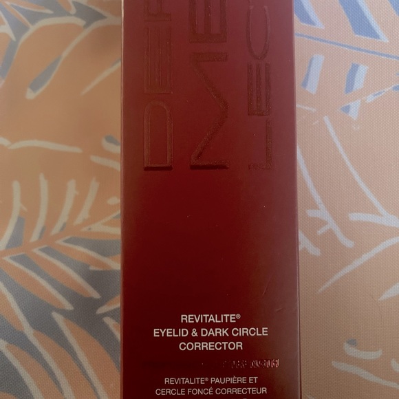 Dermelect Other - Dermelect Revitalite Eyelid& Dark Circle Corrector